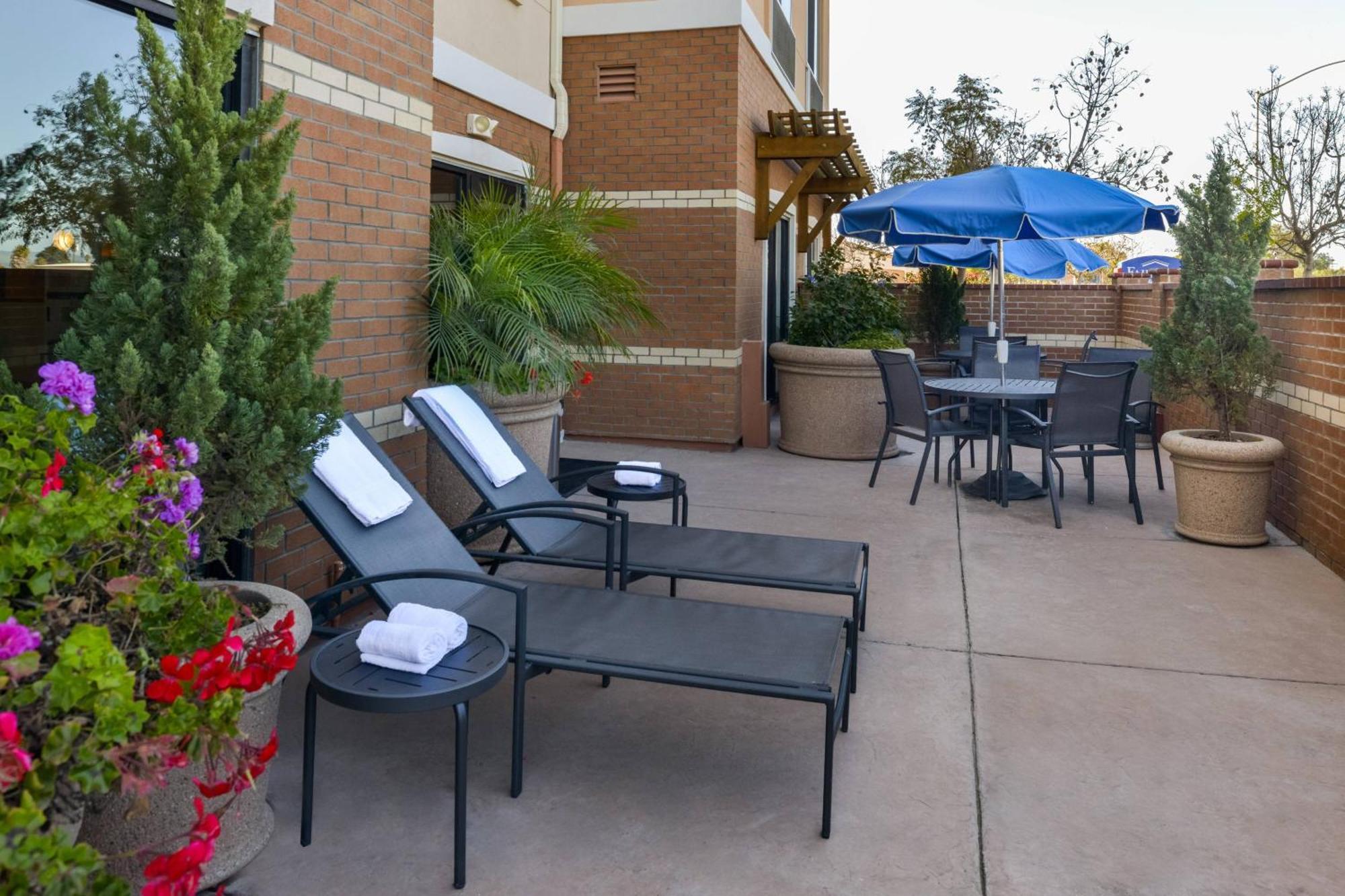 Fairfield Inn & Suites Santa Maria Buitenkant foto